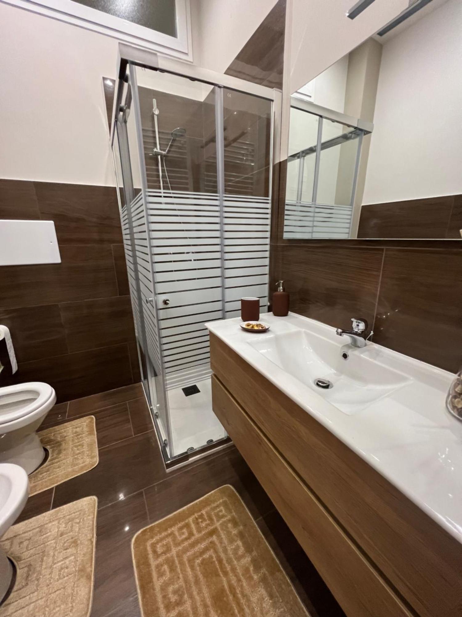 Apartamento L'Ospite Napoletano Nápoles Exterior foto