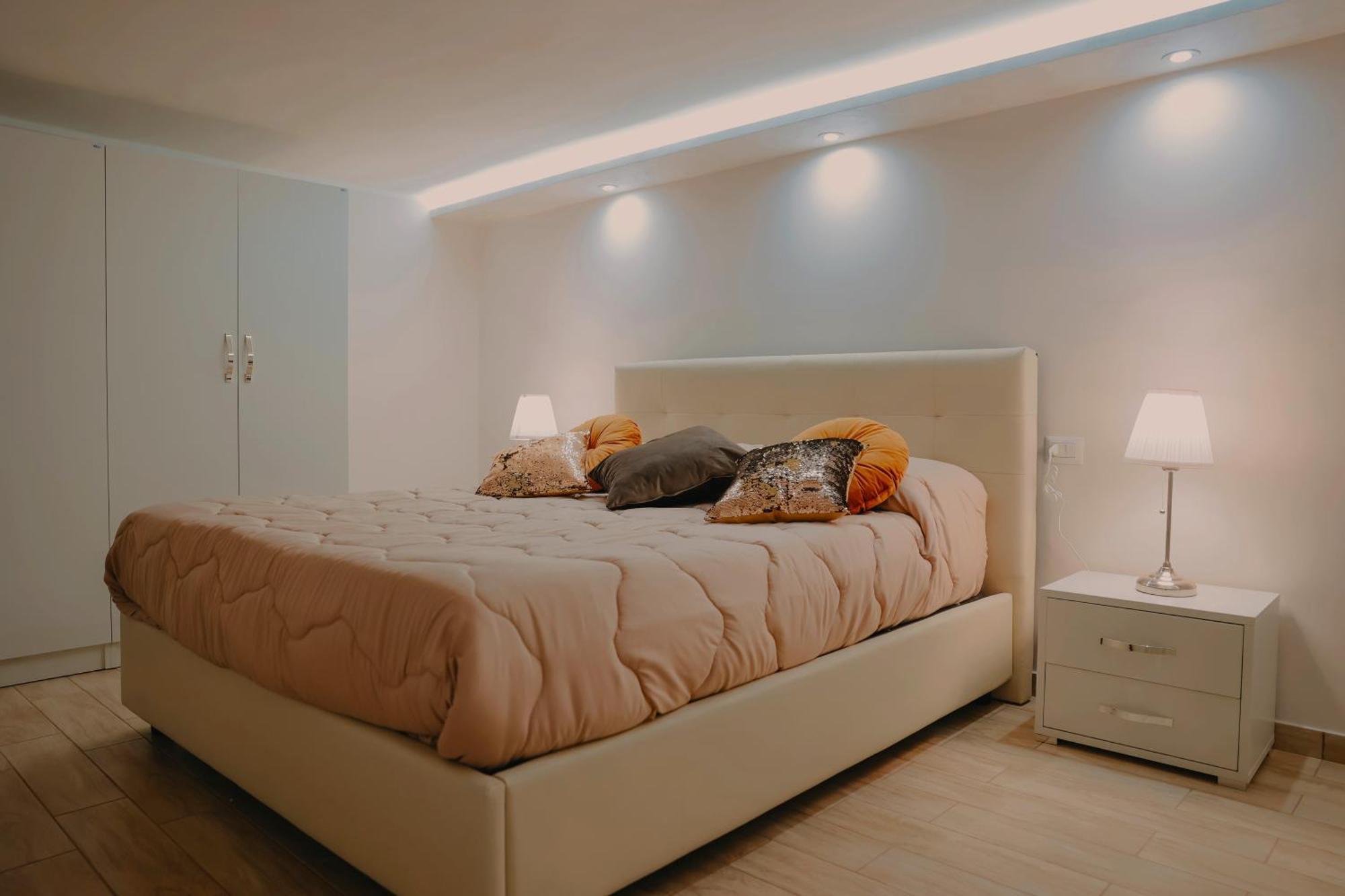 Apartamento L'Ospite Napoletano Nápoles Exterior foto
